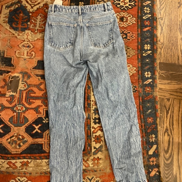 Zara high-waisted distressed jean size 4 - Picture 7 of 10